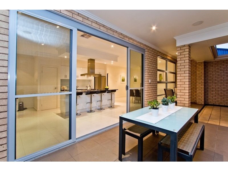 28 Caswell Circuit, Mawson Lakes SA 5095