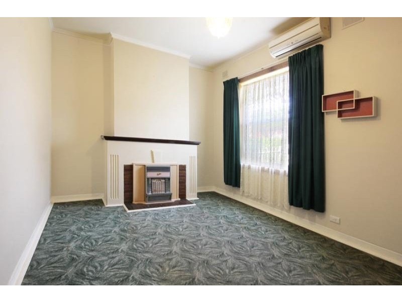 4 Fifth Avenue, Woodville Gardens SA 5012