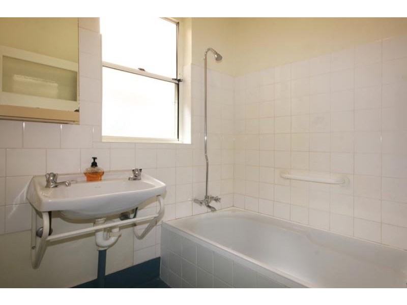 4 Fifth Avenue, Woodville Gardens SA 5012