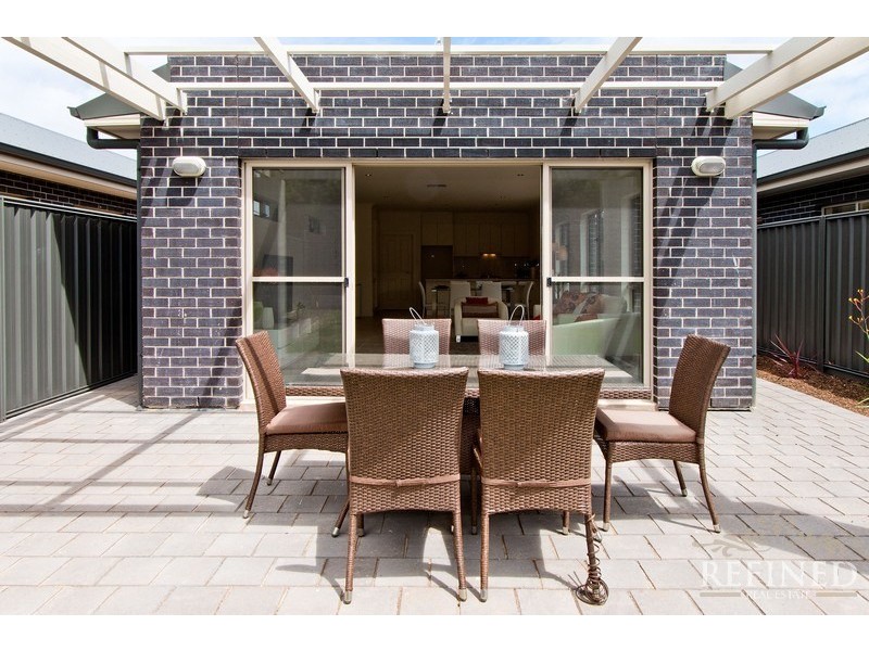 9 Price Avenue, Lower Mitcham SA 5062