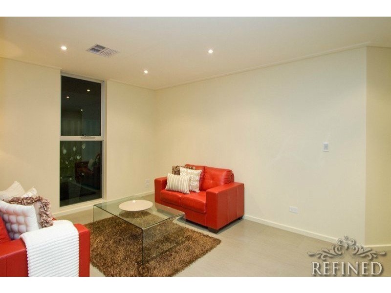 54 Shearwater Drive, Mawson Lakes SA 5095
