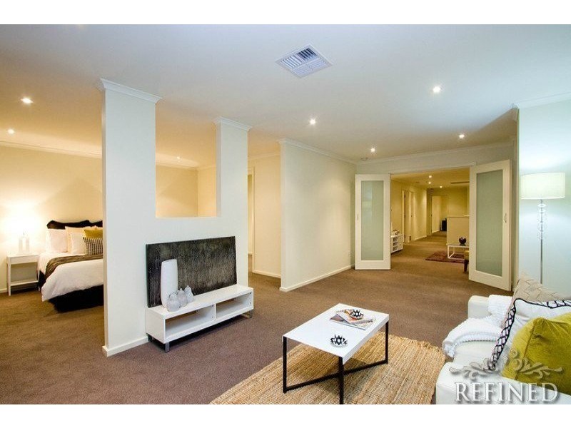 54 Shearwater Drive, Mawson Lakes SA 5095