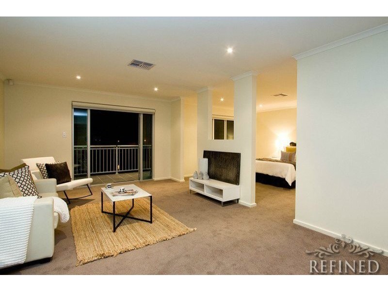 54 Shearwater Drive, Mawson Lakes SA 5095