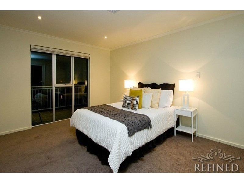 54 Shearwater Drive, Mawson Lakes SA 5095