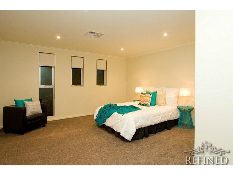 54 Shearwater Drive, Mawson Lakes SA 5095