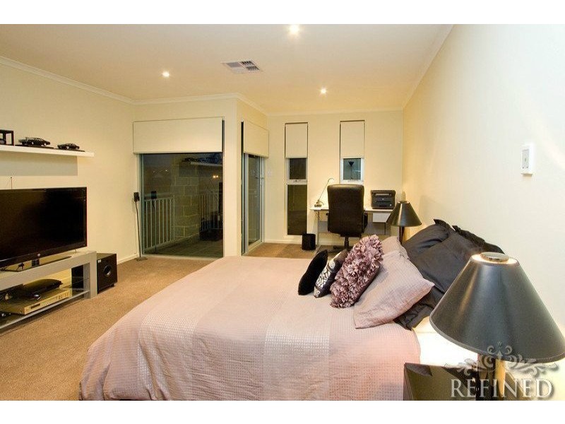 54 Shearwater Drive, Mawson Lakes SA 5095