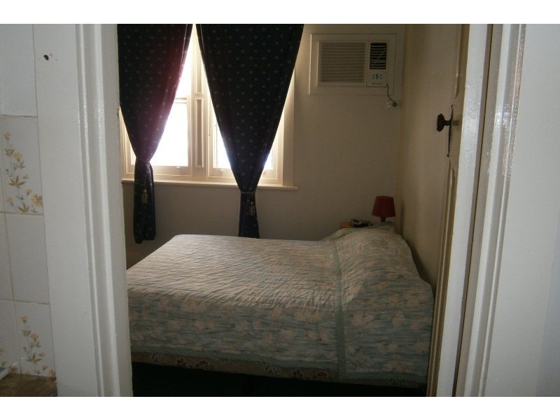 4/20 Durham Street, Glenelg SA 5045