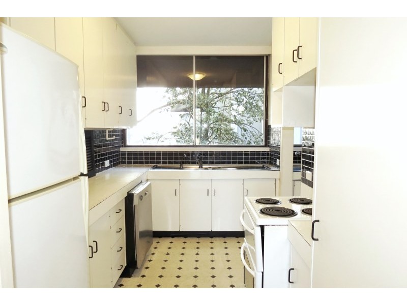 3/150 Old South Head Road, Bondi NSW 2026