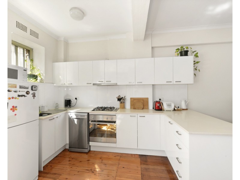 2/4 Ward Avenue, Elizabeth Bay NSW 2011