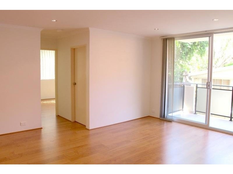 2/33 Sir Thomas Mitchell Road, Bondi Beach NSW 2026