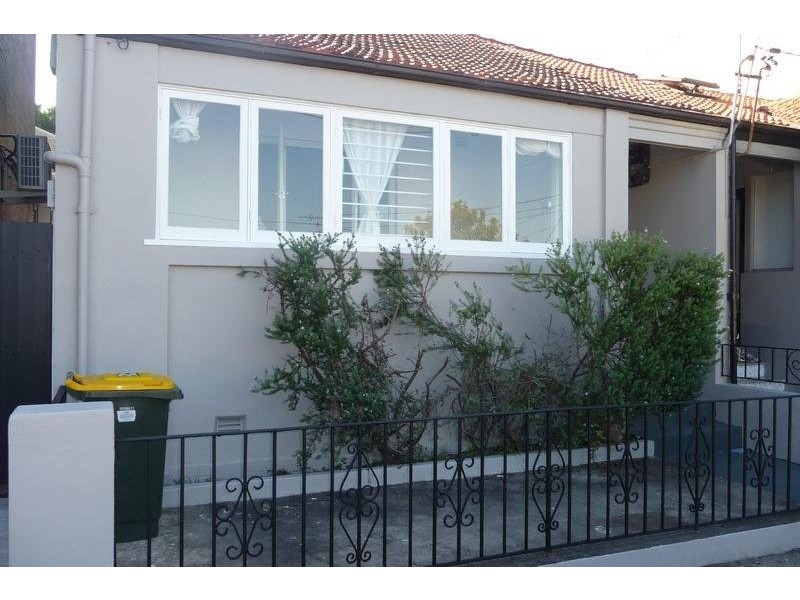 58 MacKenzie Street, Bondi Junction NSW 2022