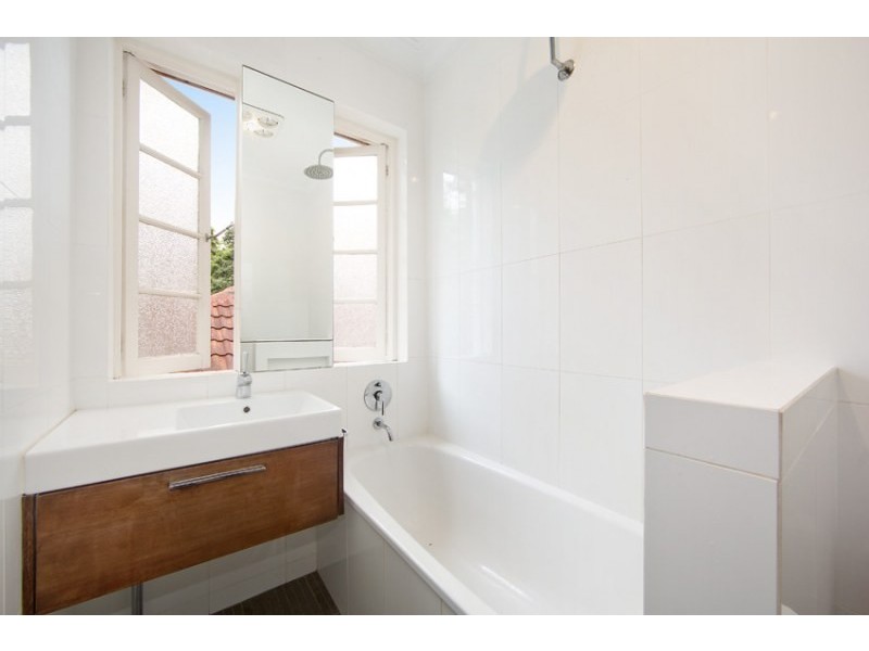 Unit 12/128 Francis Street, Bondi NSW 2026