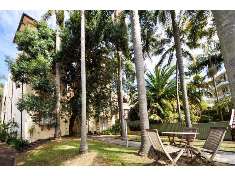 21/64 Sir Thomas Mitchell Road, Bondi Beach NSW 2026