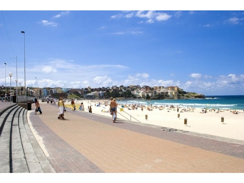 8/30 Warners Avenue, Bondi Beach NSW 2026