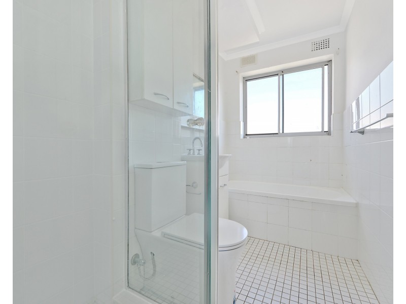 22/15 Wallis Parade, North Bondi NSW 2026