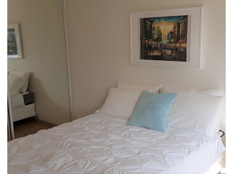 402/10 New Mclean Street, Edgecliff NSW 2027