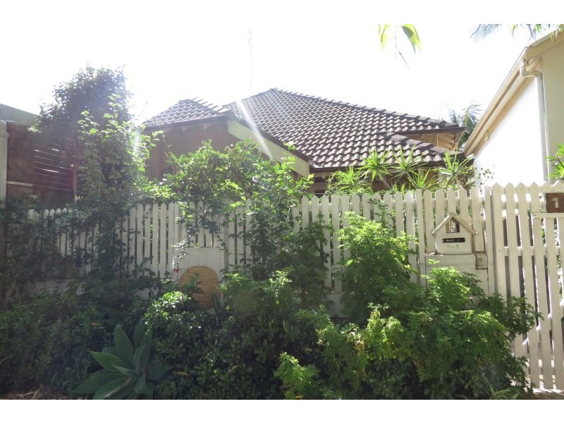 1 Chambers Avenue, Bondi Beach NSW 2026