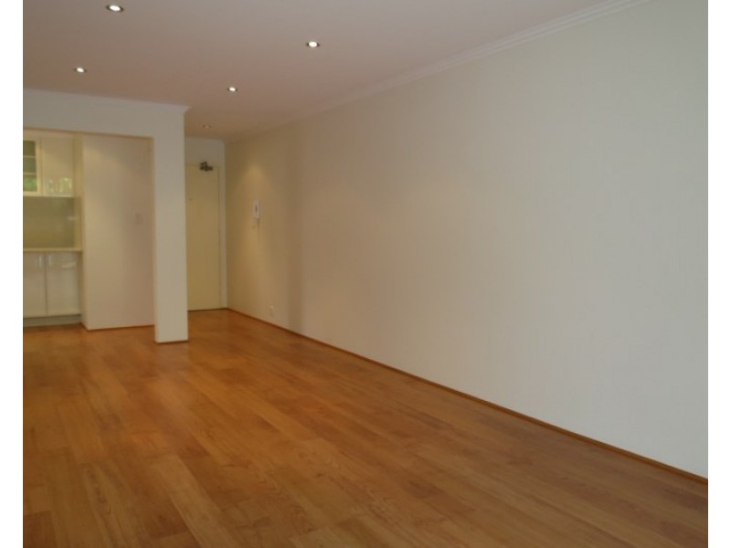 10/33 Sir Thomas Mitchell Road, Bondi Beach NSW 2026