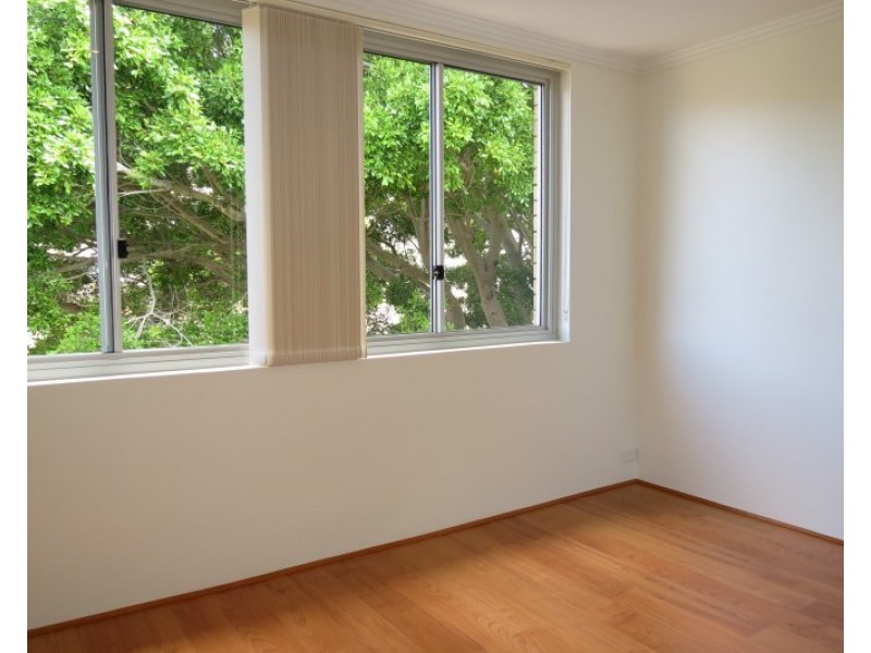 10/33 Sir Thomas Mitchell Road, Bondi Beach NSW 2026