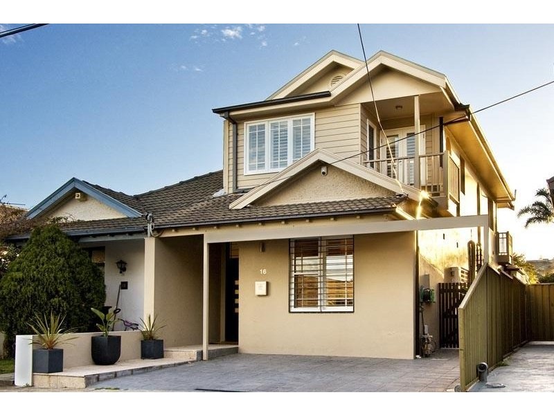 16 Clifton Road, Clovelly NSW 2031