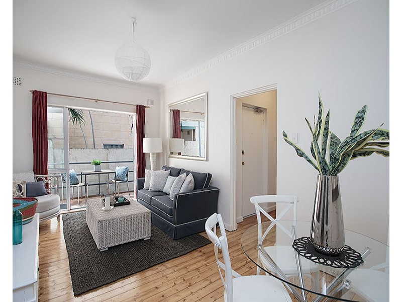 2/8 Ashley Street, Tamarama NSW 2026