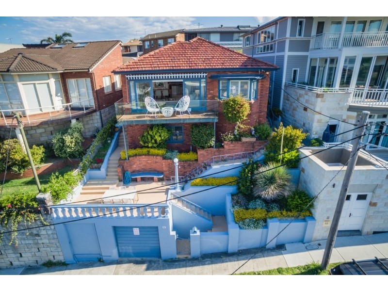 12 Thompson Street, Tamarama NSW 2026