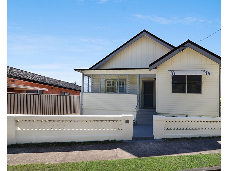 87 Sparks Street, Eastlakes NSW 2018