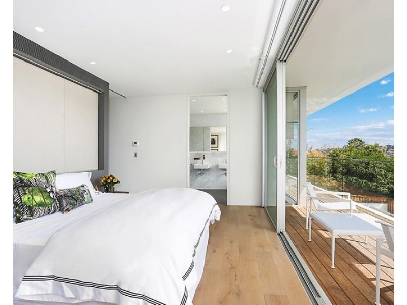 33 Gilbert Street, Dover Heights NSW 2030