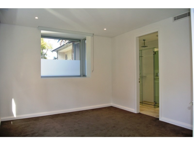 2/131 Mount Street, Coogee NSW 2034