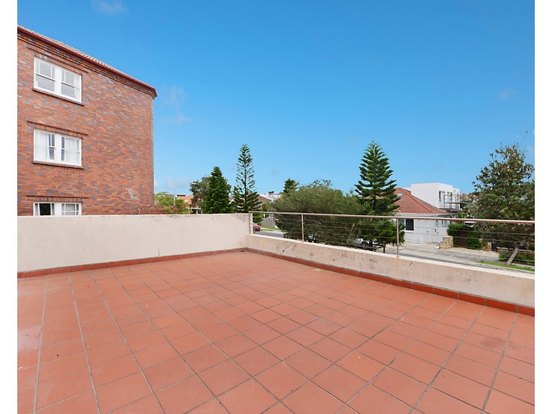 2/96 Warners Avenue, Bondi Beach NSW 2026