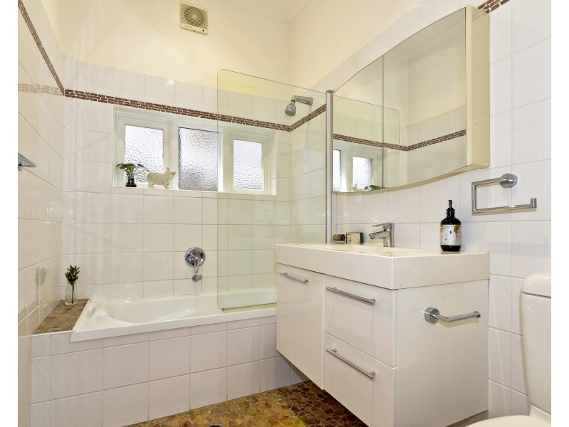 2/55 Glenayr Avenue, North Bondi NSW 2026