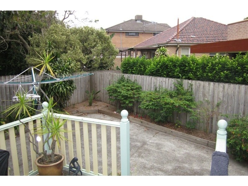 1 Burke Street, Chifley NSW 2036