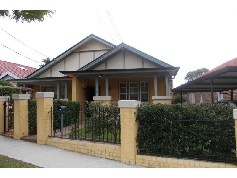 5 Allens Parade, Bondi Junction NSW 2022