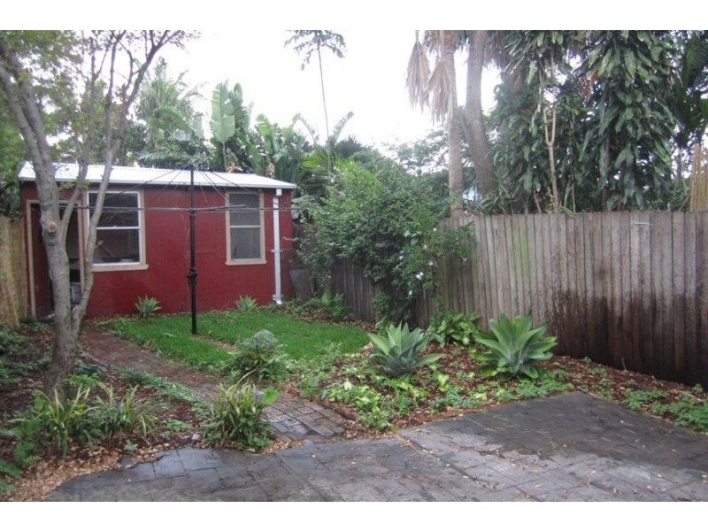 8 Darley Street, St Peters NSW 2044