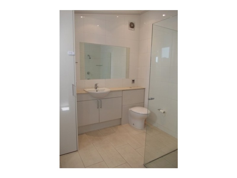 2 Mill Hill Road, Bondi Junction NSW 2022