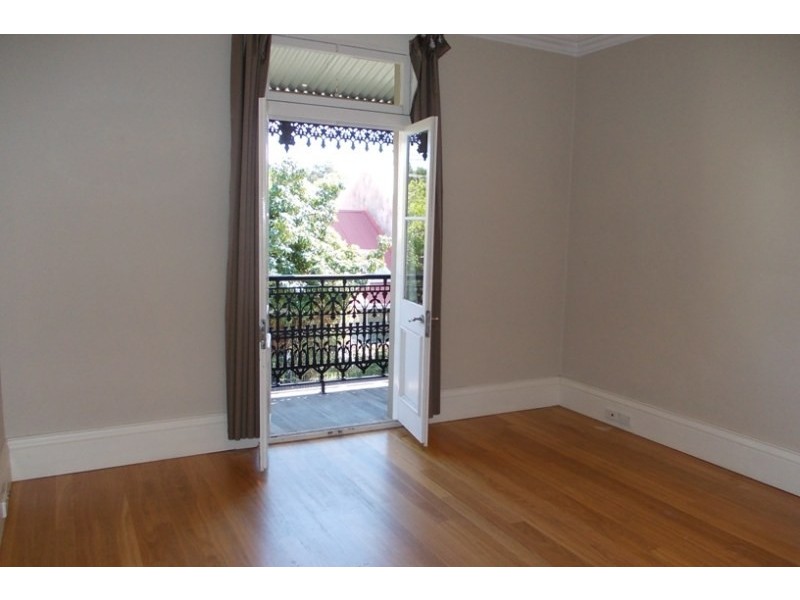 2 Mill Hill Road, Bondi Junction NSW 2022