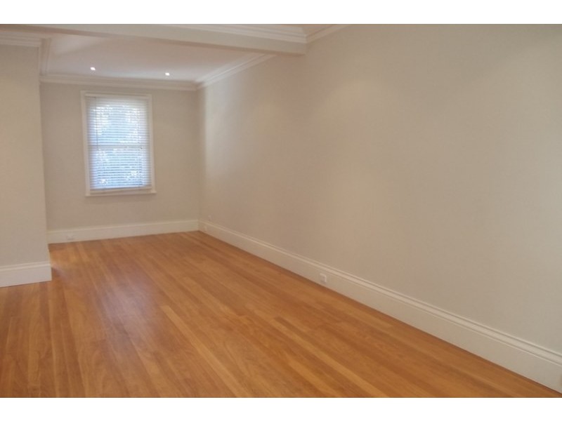 2 Mill Hill Road, Bondi Junction NSW 2022