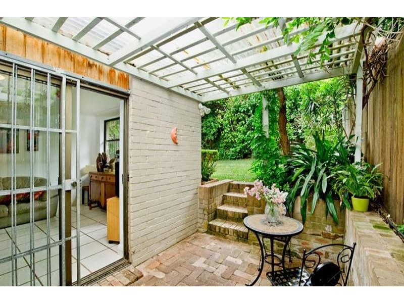 13 Simpson Street, Bondi NSW 2026