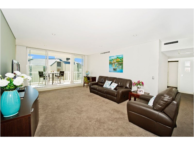 Unit 703/36 Refinery Road, Pyrmont NSW 2009