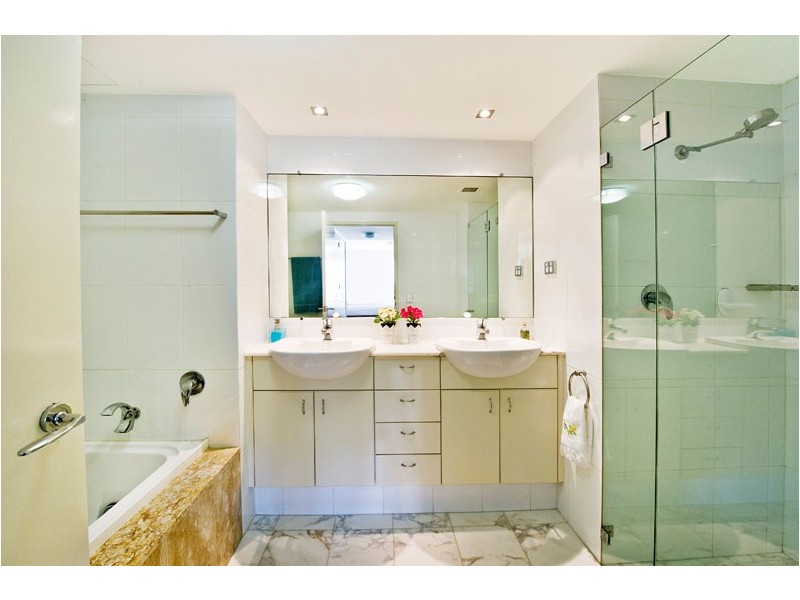 Unit 703/36 Refinery Road, Pyrmont NSW 2009