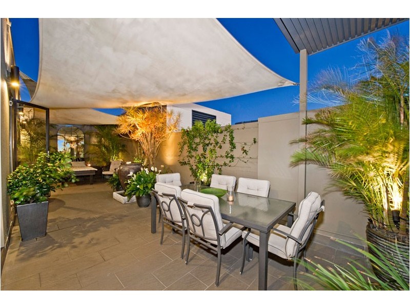 Unit 511/188 Chalmers Street, Surry Hills NSW 2010