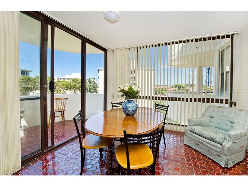 25/2 Llandaff Street, Bondi Junction NSW 2022