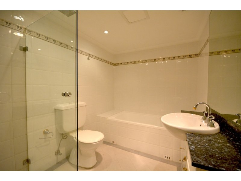 65/2a Hollywood Avenue, Bondi Junction NSW 2022