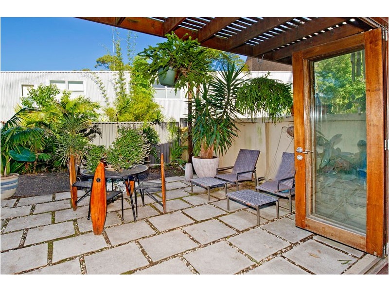 2/1 Pemell Lane, Enmore NSW 2042