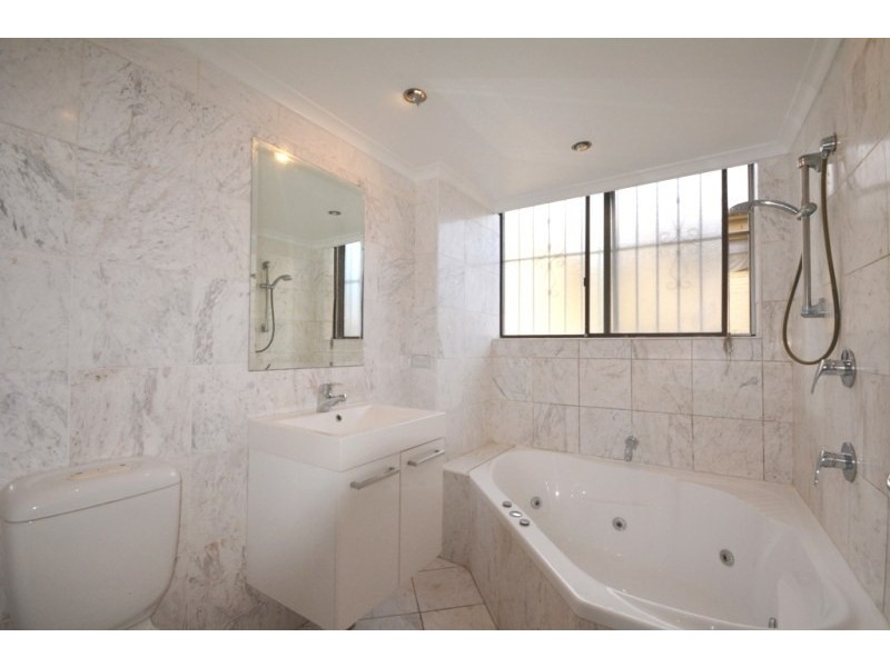 1/21 Woodstock Street, Bondi Junction NSW 2022