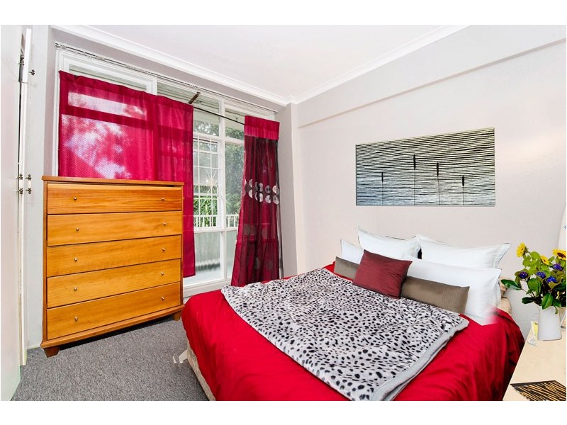 4/83 Old South Head Road, Bondi Junction NSW 2022