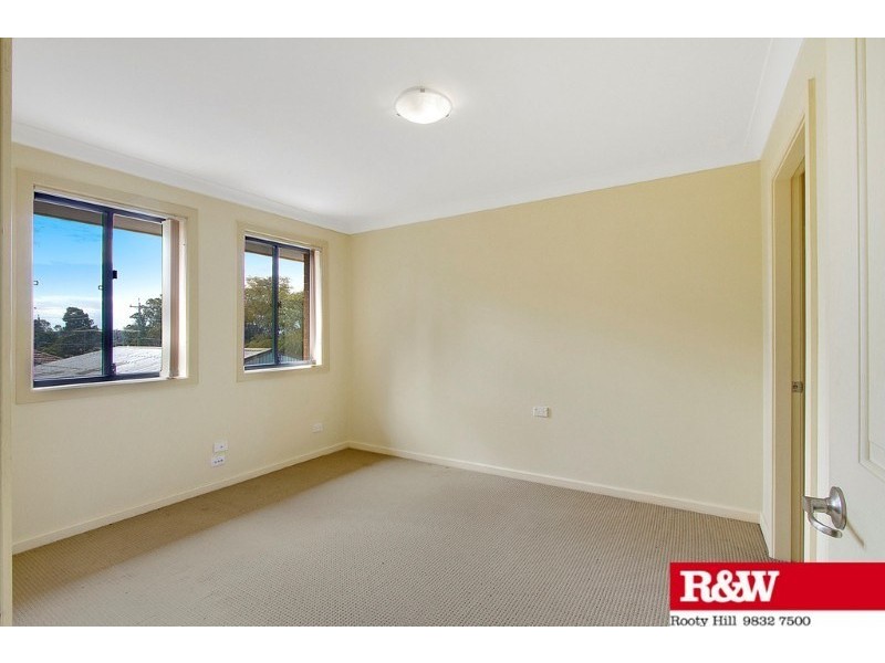 29 Pembroke Street, Cambridge Park NSW 2747