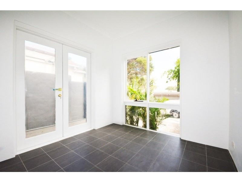 19 MacKenzie Street, Bondi Junction NSW 2022