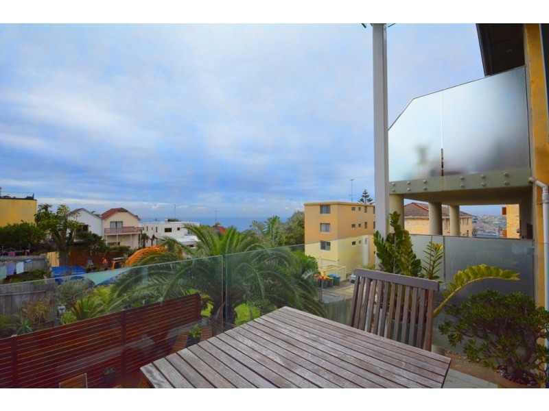 1/4 Silva Street, Tamarama NSW 2026