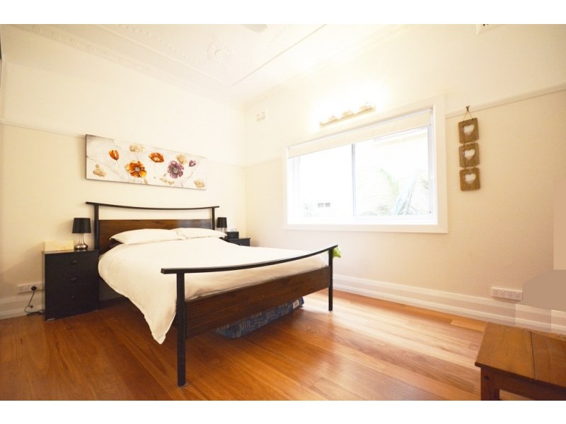 1/4 Silva Street, Tamarama NSW 2026